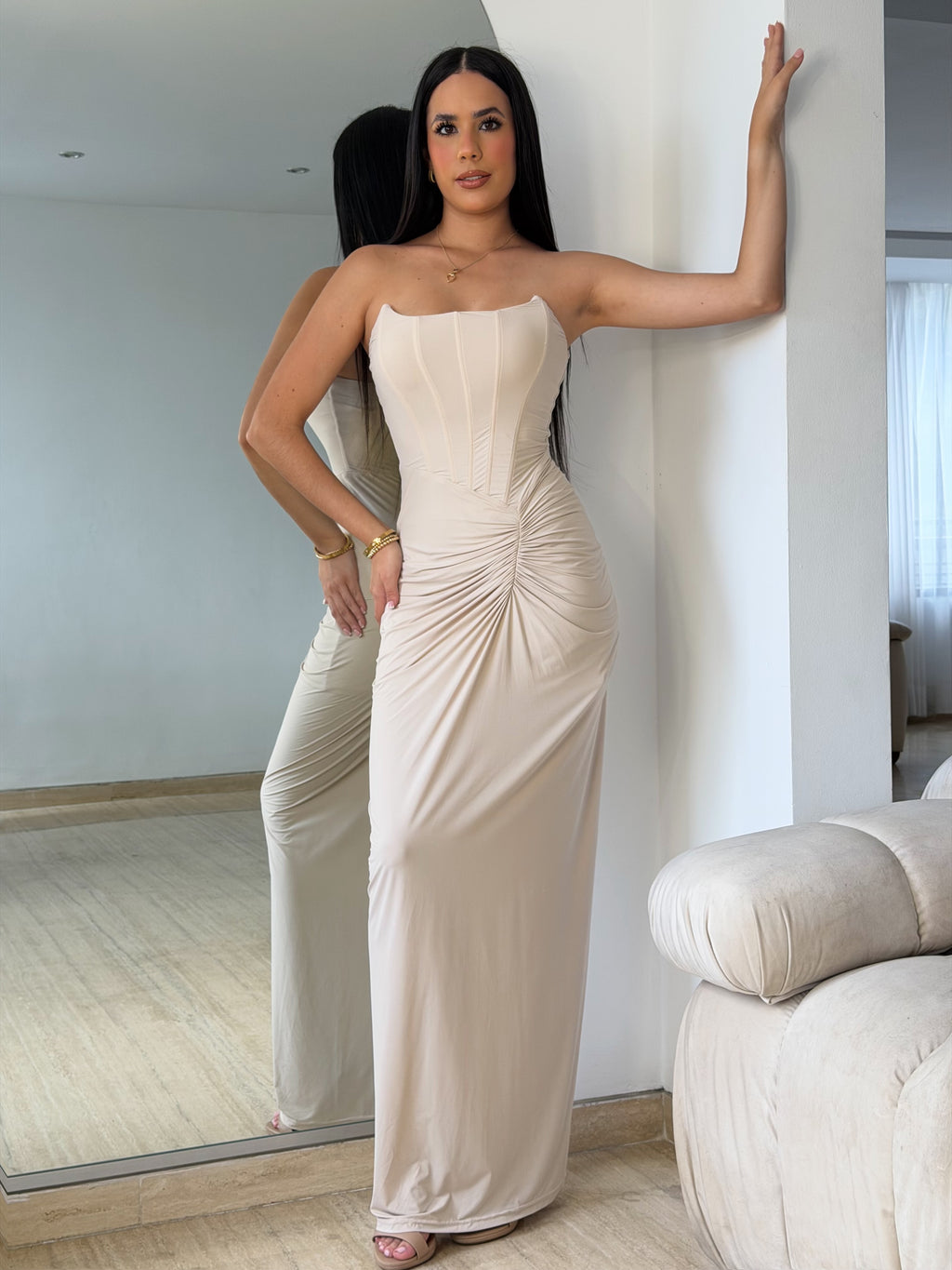Vestido Coctel Largo Beige Corset
