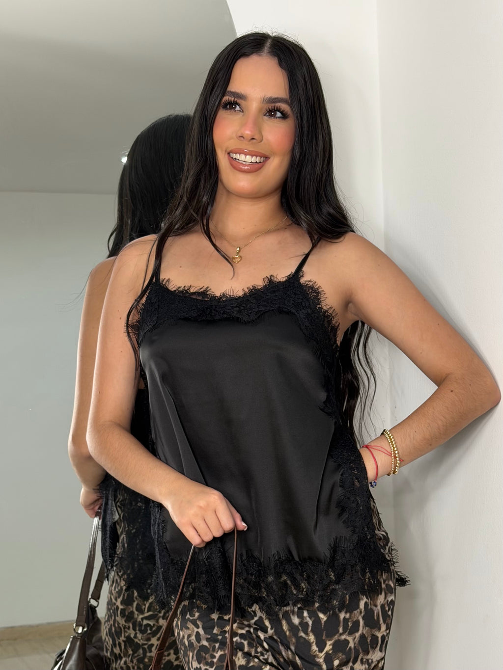 Camisa de Satén con Encaje Marrón/Negro