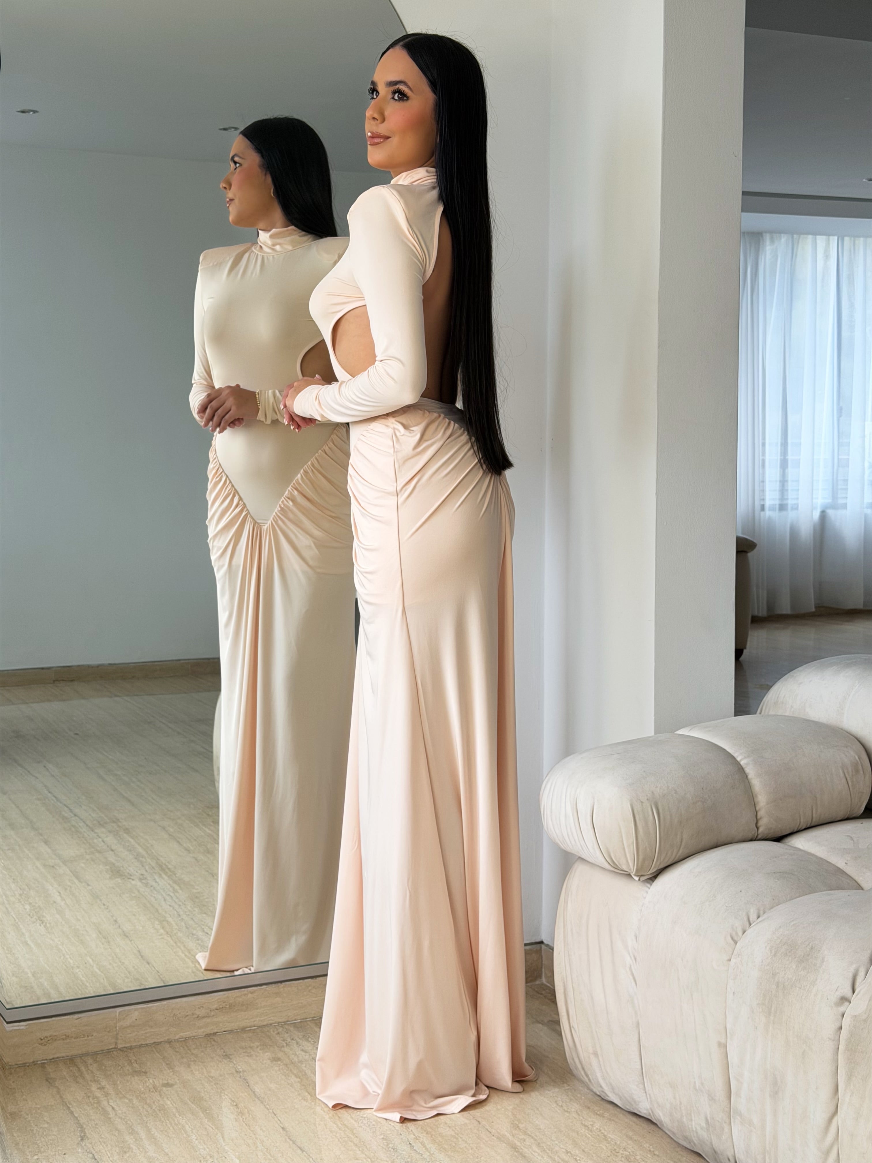 Vestido Formal Albaricoque con Hombreras