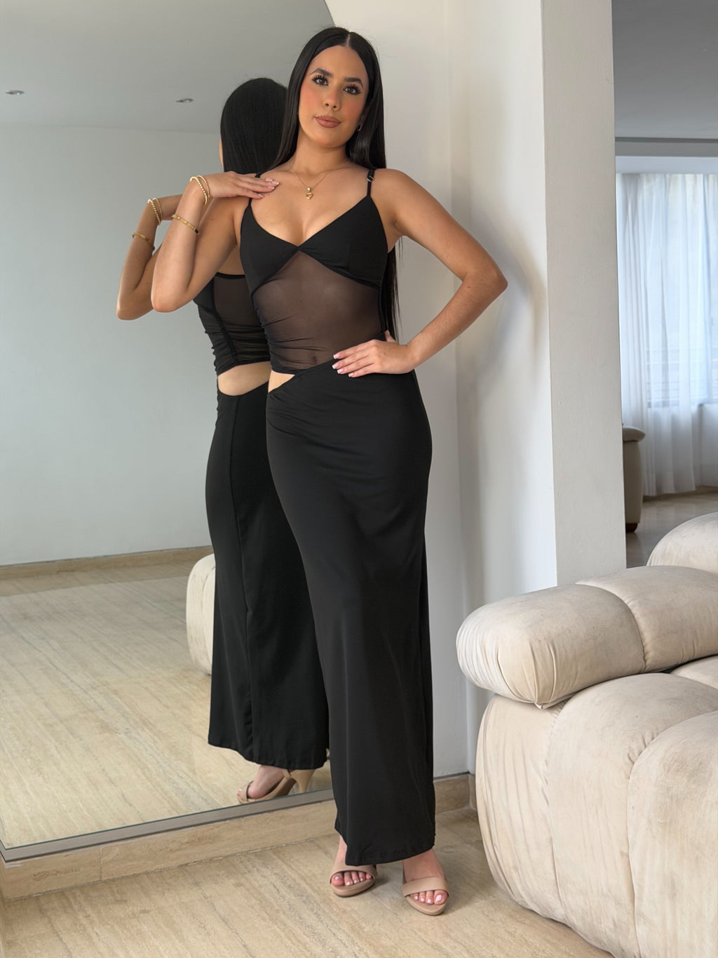 Vestido Largo Cóctel Con Trasparencia Negro