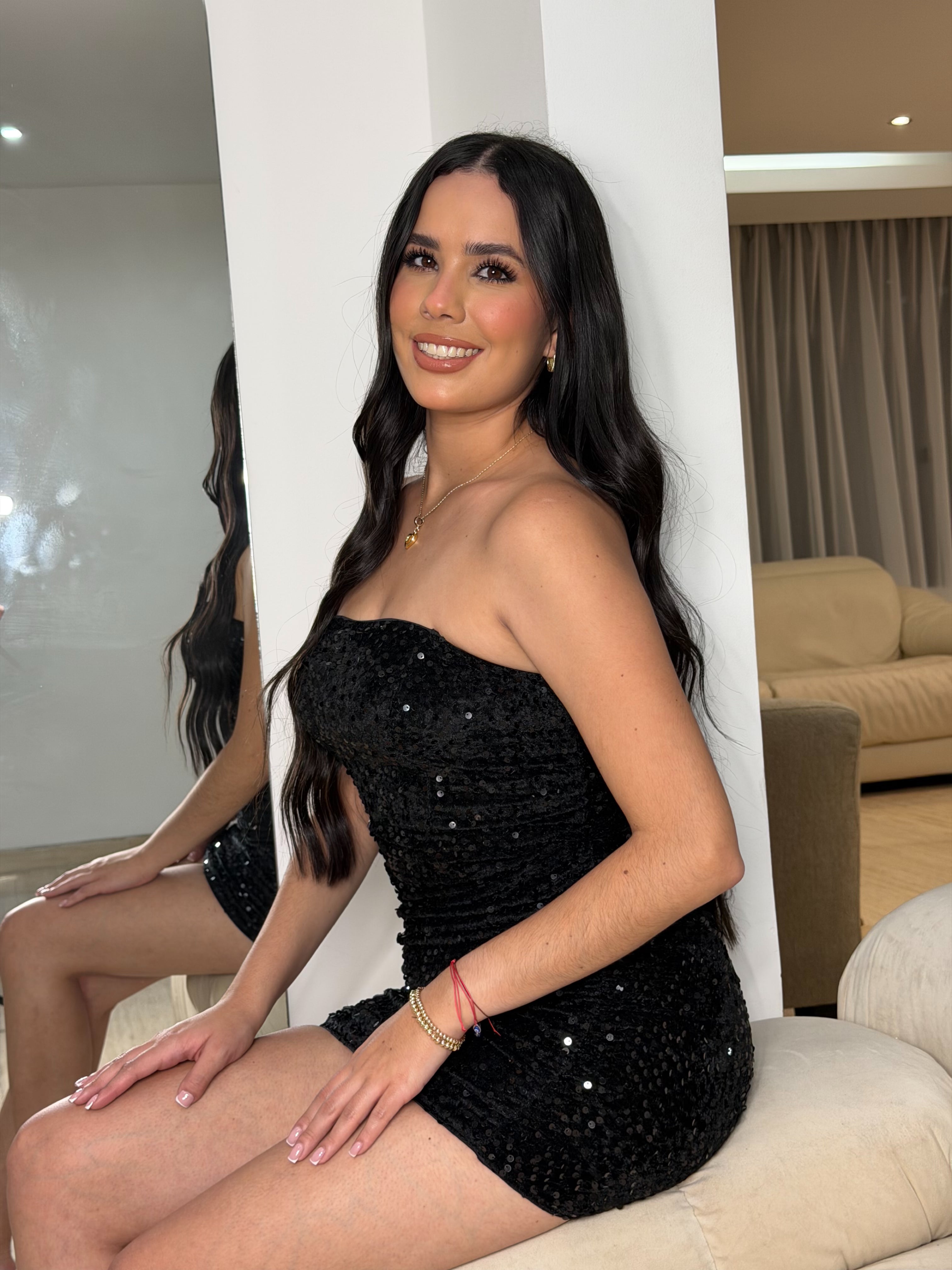 Vestido Formal de Lentejuelas Negro