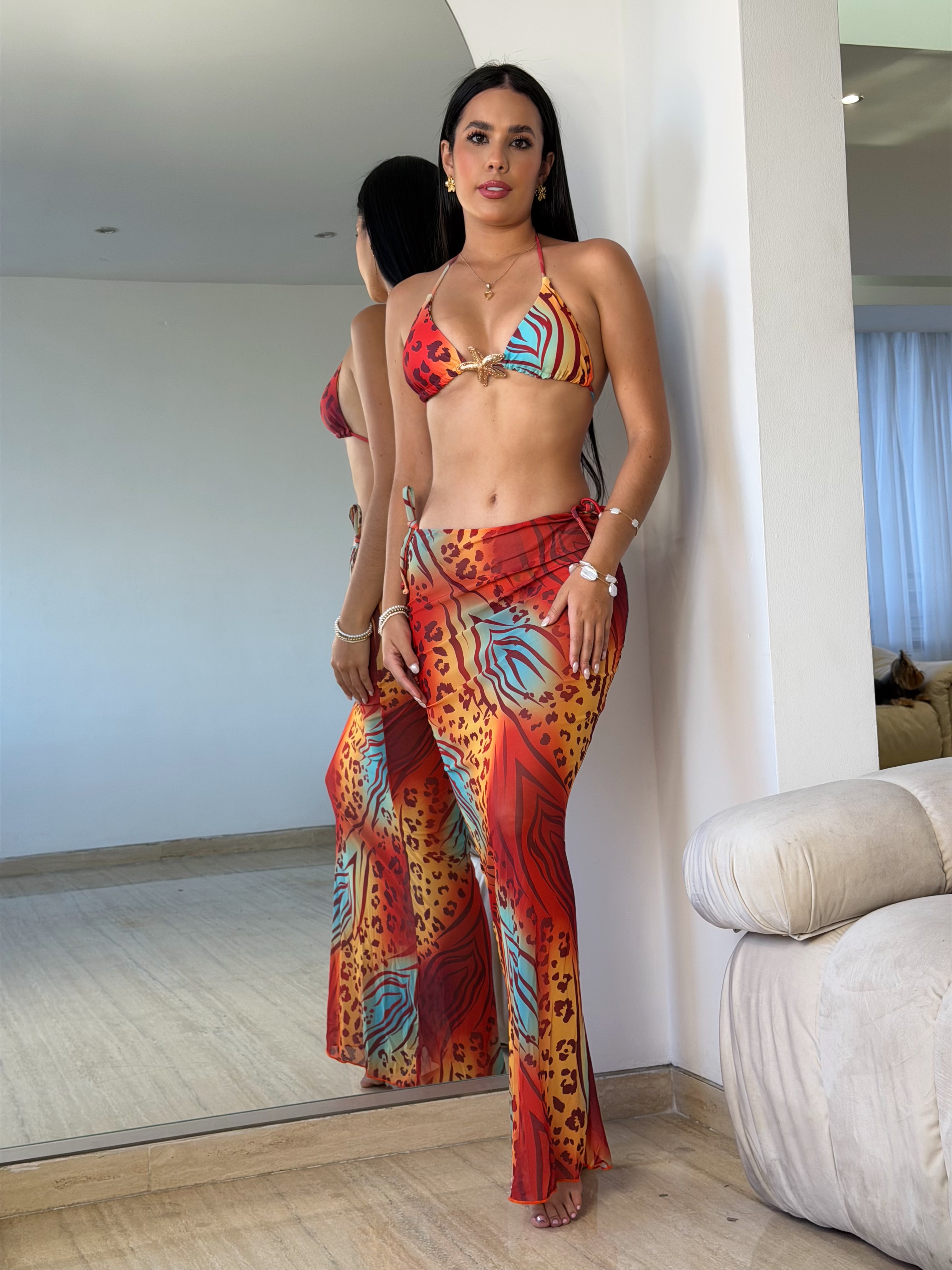 Traje de Baño de Tres Piezas Estampado